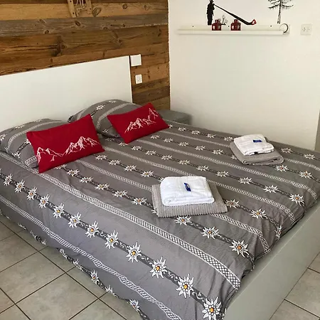 Апартаменты House St-george Alpine With Terrace And View On Village Церматт