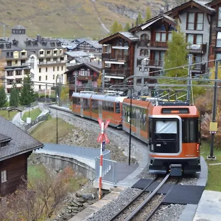 Apartment House St-george Alpine With Terrace And View On Village Zermatt