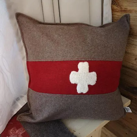 House St-george Alpine With Terrace And View On Village *